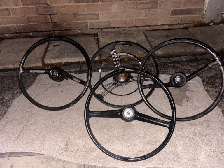 Classic steering wheels 