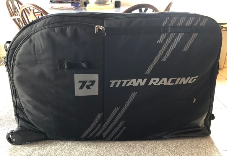 Lightweight wheeled bike travel bag