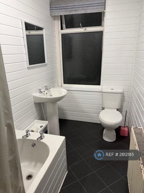 4 bedroom house in Elmfield Terrace, Huddersfield, HD5 (4 bed) (#2612185)