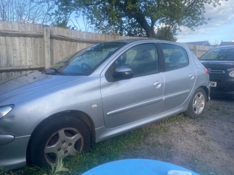 Peugeot 206 