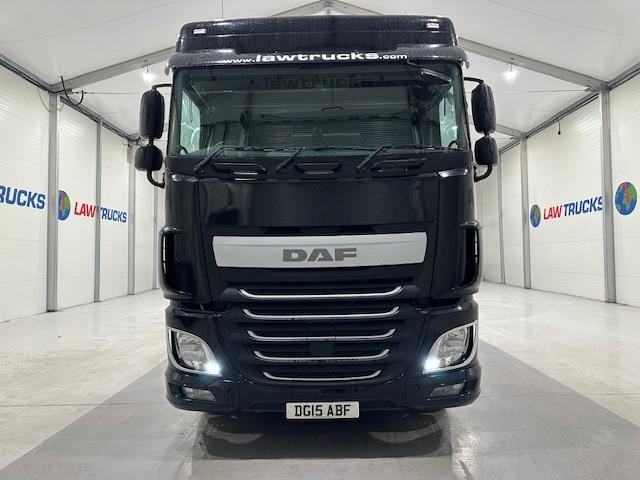 DAF XF 460 6x2 Sleeper Cab Tractor Unit