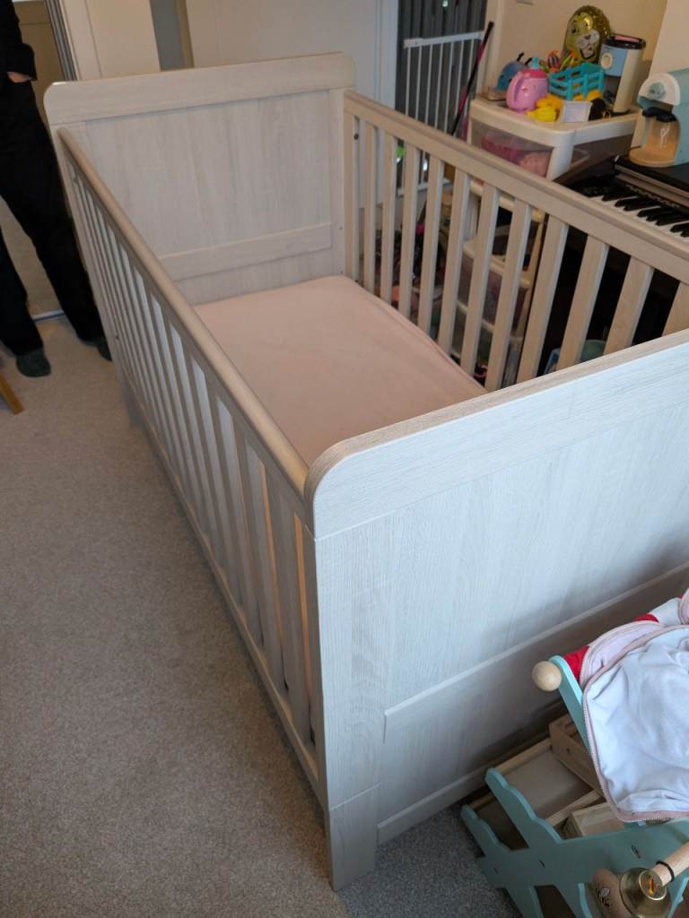 Mamas and Papas Wooden Cot