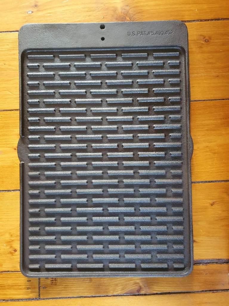 Weber Cast Iron Reversible Griddle + Flat Plate for Weber BBQ. Summit Series.