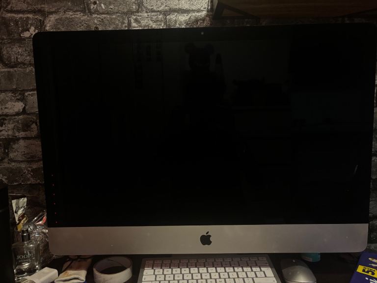 Apple iMac Retina 5K, 27inch, 2017 (Open to negotiate prices if reasonable)