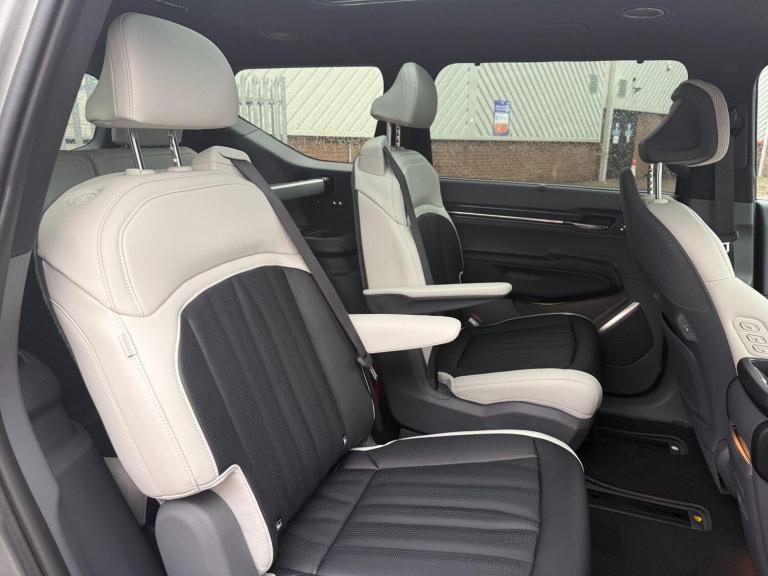 2025 Kia EV9 282kW GT-Line S 99.8kWh AWD 5dr [6St] Auto ESTATE ELECTRIC Automatic