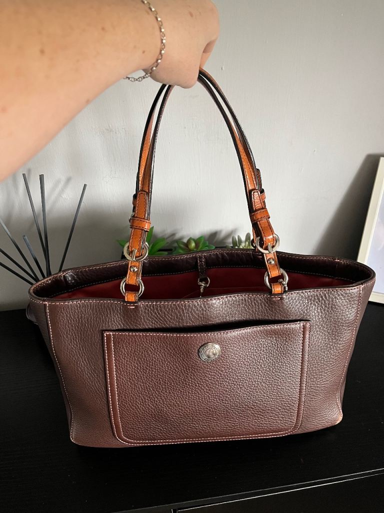 Coach Chelsea Pebe brown hand bag