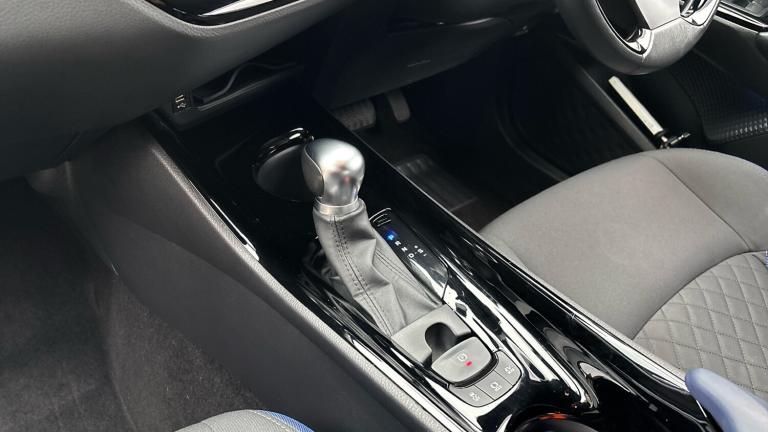 2021 Toyota C-HR 2.0 Hybrid Dynamic 5dr CVT Hybrid Hatchback Hatchback Hybrid Automatic