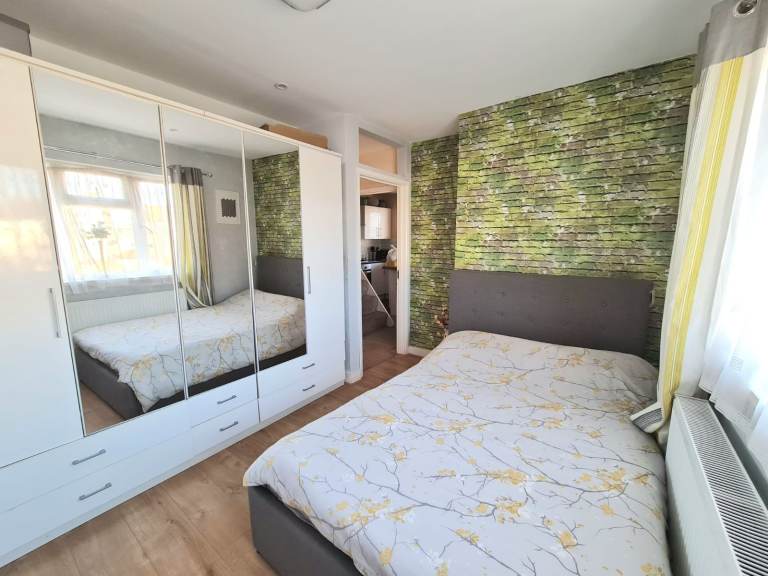 Double room at south harrow, HA2