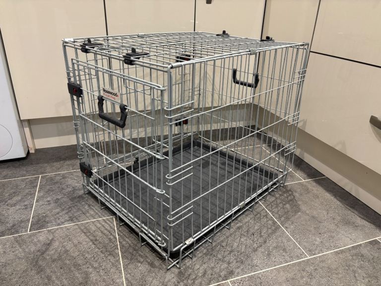 Rosewood dog crate