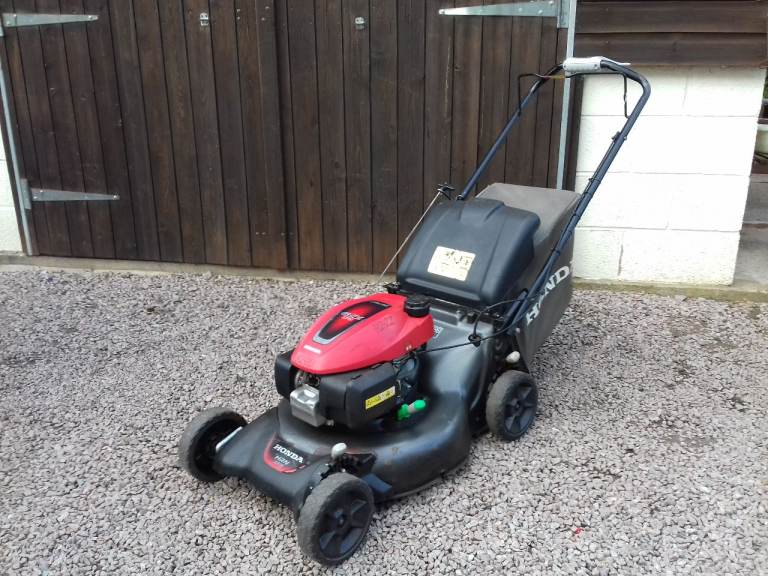 HONDA HRN 536 21" CUT ROTARY, (MULCH OR COLLECT), LAWN MOWER c/w GRASS BAG