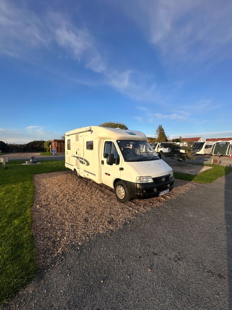 Mc Louis glen Motorhome 
