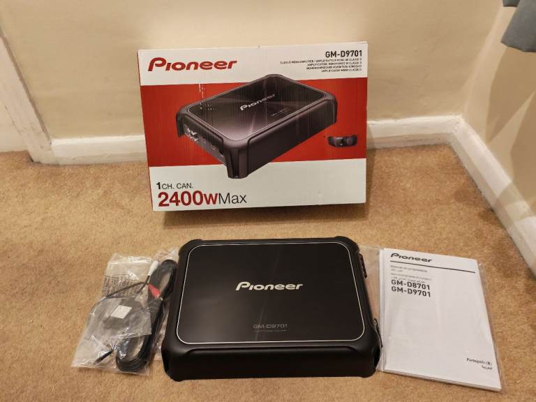 Pioneer GM-D9701 Mono Block 2400W Class D amplifier with bass remote. £140 OVNO