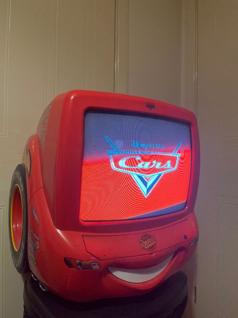 PIXAR Cars Lightning McQueen CRT TV *RARE*