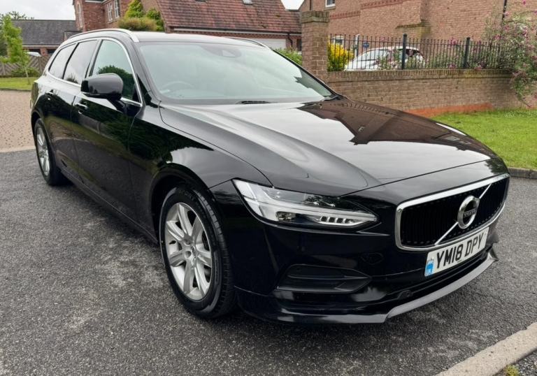 2018 VOLVO V90 2.0 D4 MOMENTUM AUTO ESTATE FULL MOT GREAT S/HIST JUST SERVICED!!