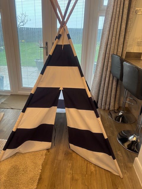Kid’s tepee/ wigwam