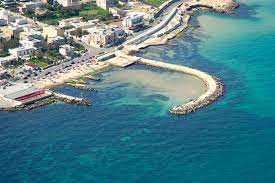 someone to travel to italian coast