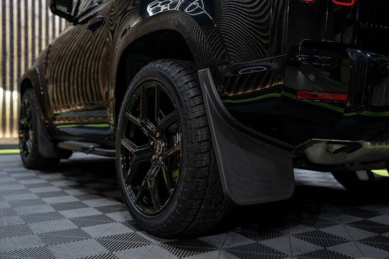  Land Rover SUV 4WD 3.0 Automatic Diesel Defender 90 Hard Top SUV Diesel Automatic