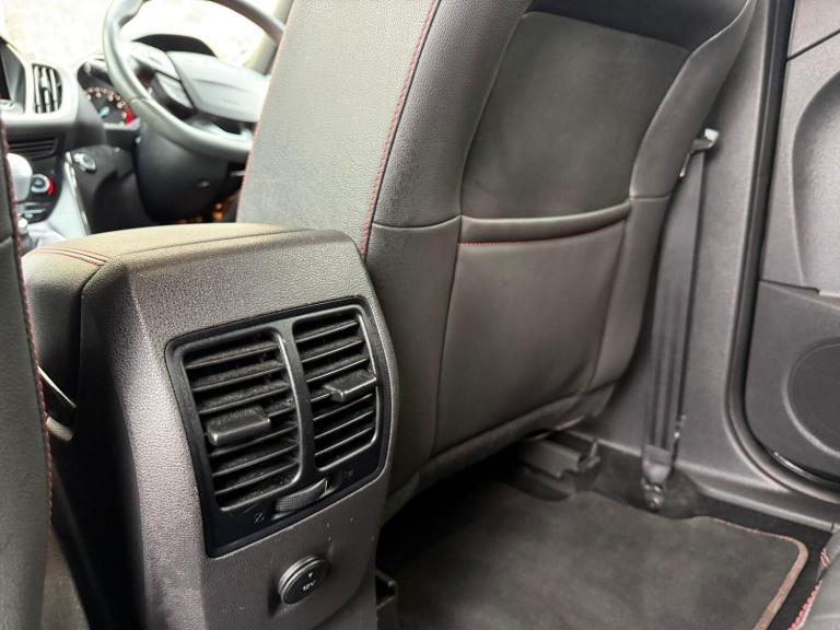 2019 Ford Kuga 1.5T EcoBoost ST-Line Euro 6 (s/s) 5dr HATCHBACK Petrol Manual