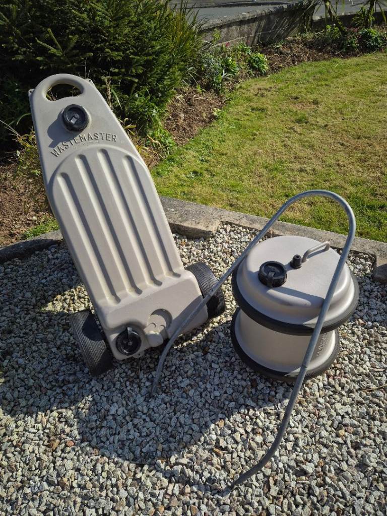 Aquaroll and Wastemaster caravan water containers 