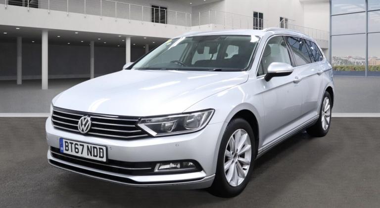 VOLKSWAGEN PASSAT 1.6 TDI SE Business 2017