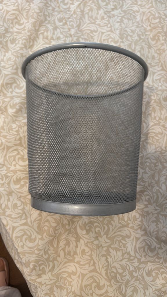 Grey Metal Mesh Bin – Good Condition
