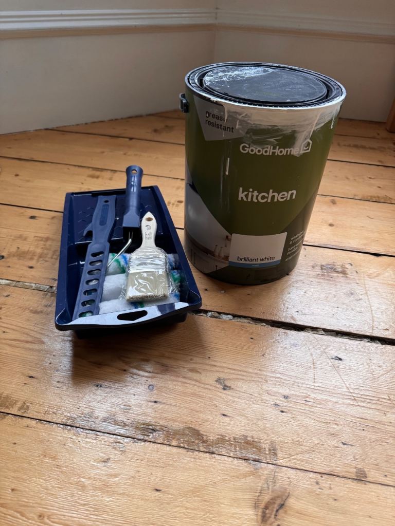 GoodHome Kitchen Paint and Painting Kit - Brilliant White, New