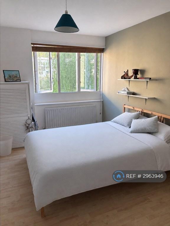 1 bedroom in Cameron Close, Brentwood, CM14 (#2963946)