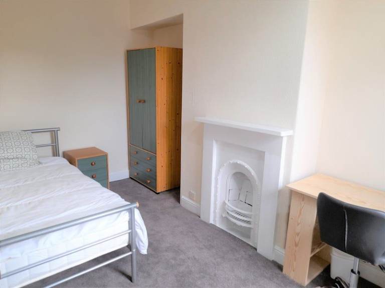 Double Room in York City Centre