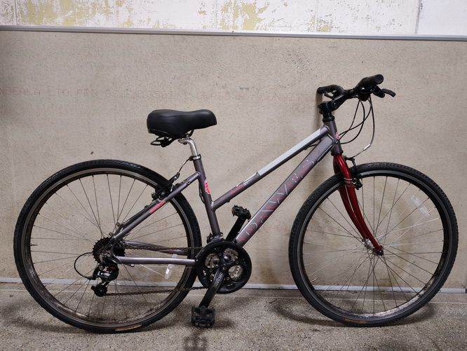 Dawes Discovery Hybrid Bike