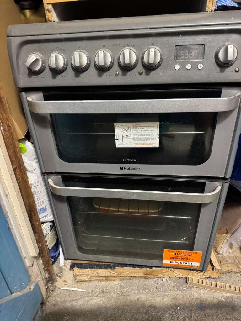 Hotpoint Ultima Double Oven Electric Cooker – Good Condition