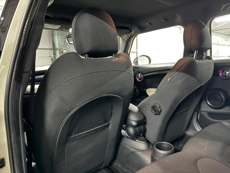 2015 MINI Hatch 1.5 Cooper 5dr HATCHBACK PETROL Manual