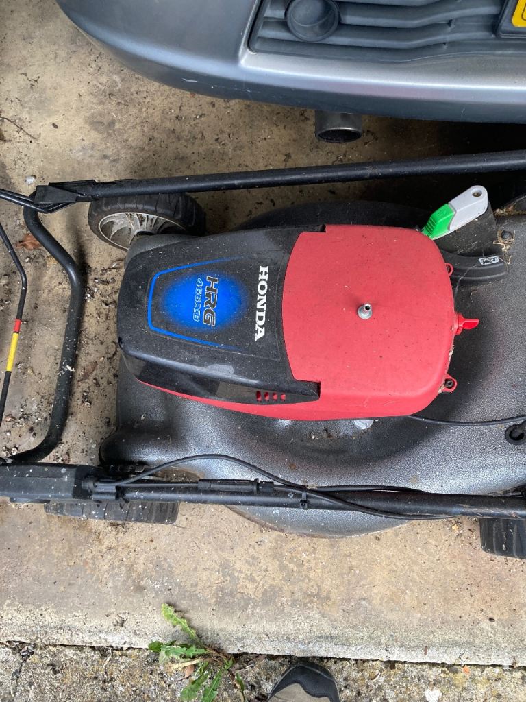 Honda cordless lawnmower HRG 466 XB 