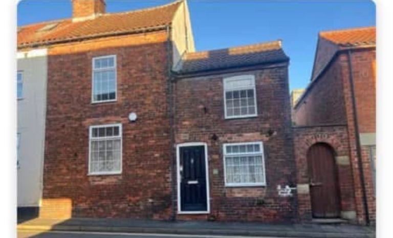 For rent - small 2 bedroom cottage in the picturesque market town of Caistor, Lincolnshire 