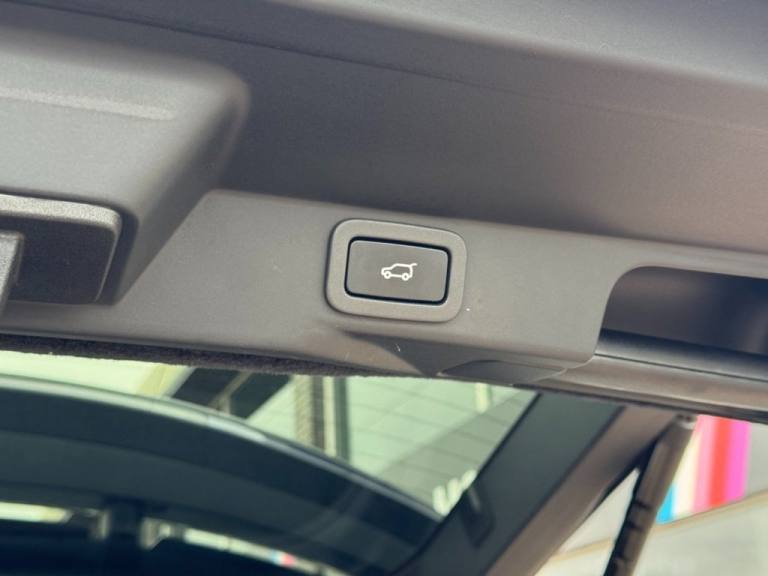 2018 Land Rover Range Rover Sport 3.0 SD V6 Autobiography Dynamic SUV 5dr Diesel Auto 4WD Euro 6 ...