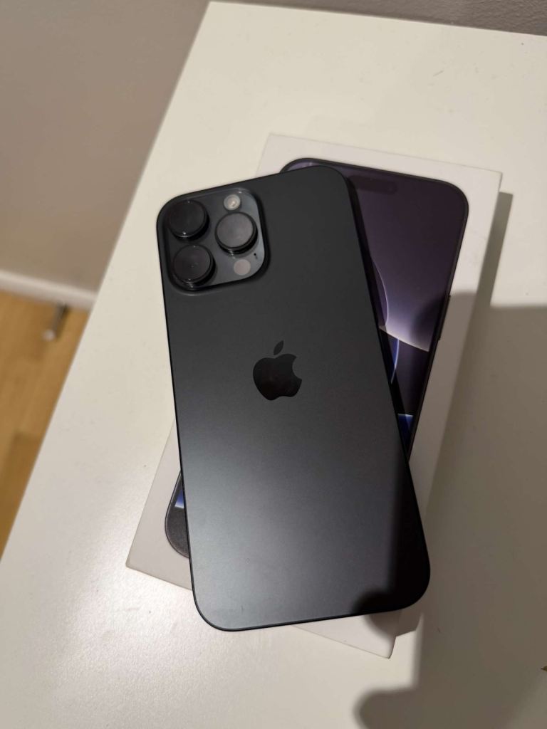 iPhone 16 Pro Max 256GB Black – Unlocked – Minor Side Marks Only