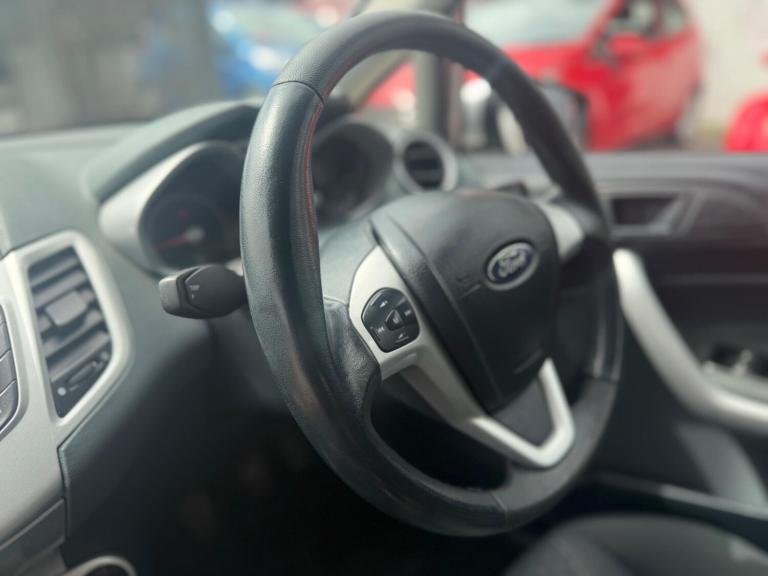 2010 Ford Fiesta 1.25 Zetec 5dr HATCHBACK Petrol Manual