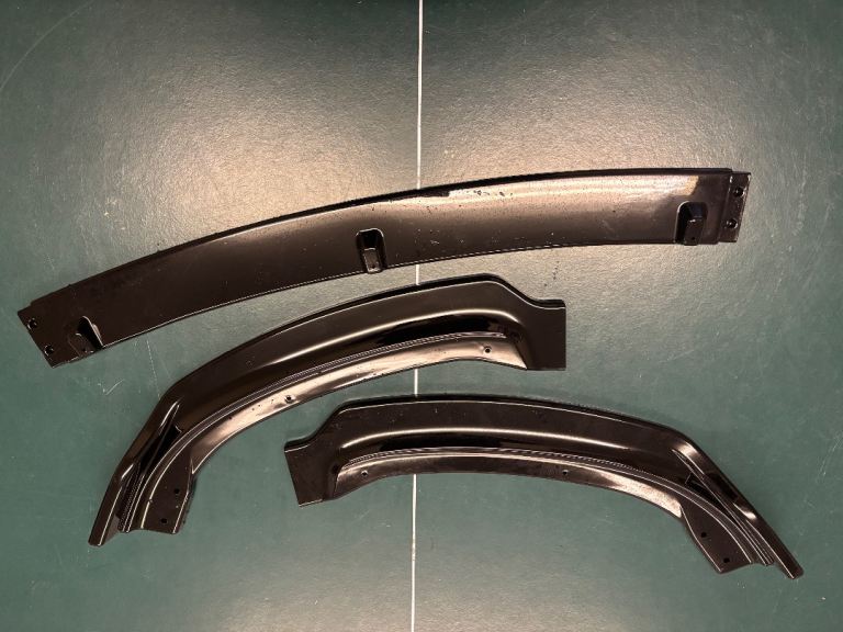 New gloss black splitter BMW F30 3 series SE and Sport