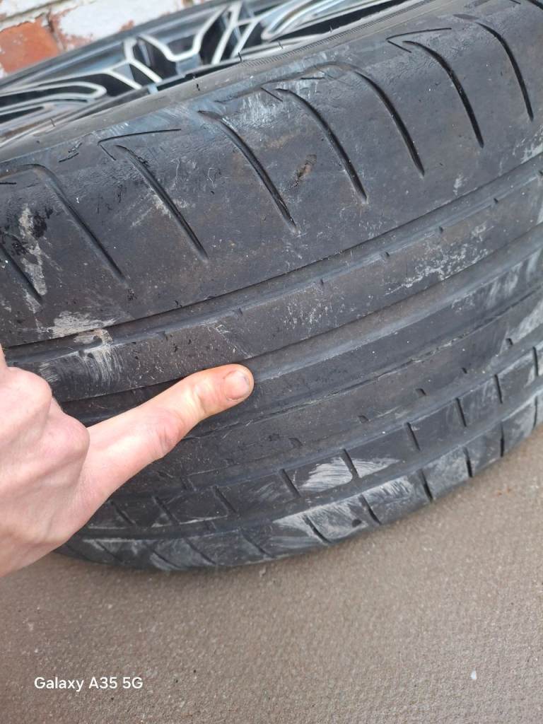 Alloy wheels with tires for BMW 