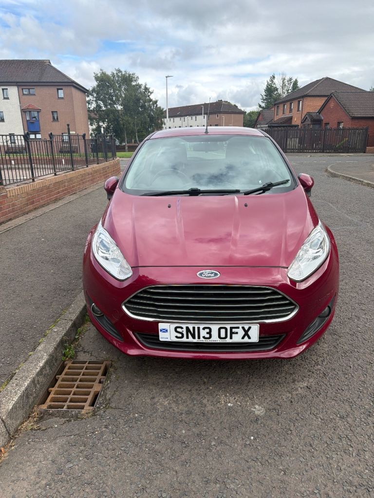 Ford, FIESTA, Hatchback, 2013, Manual, 1241 (cc), 3 doors