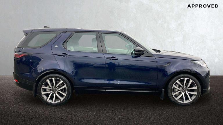 2022 Land Rover Discovery 3.0 D300 R-Dynamic HSE 5dr Auto SUV Diesel Automatic