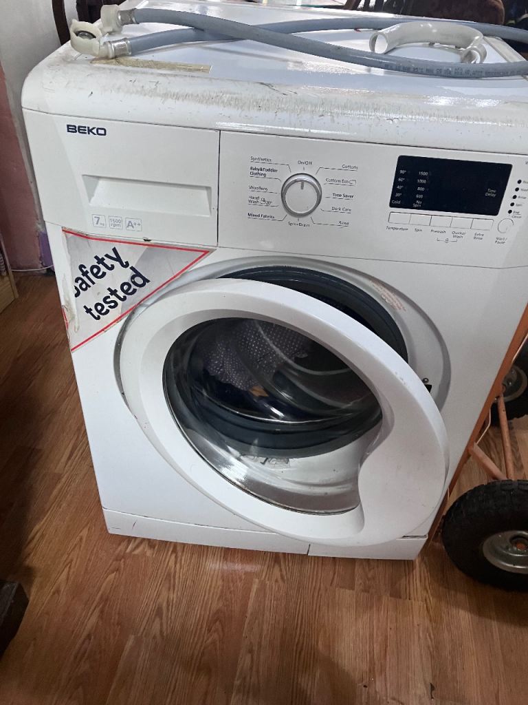 Beko WM74155LW Washing Machine – Good Working Order