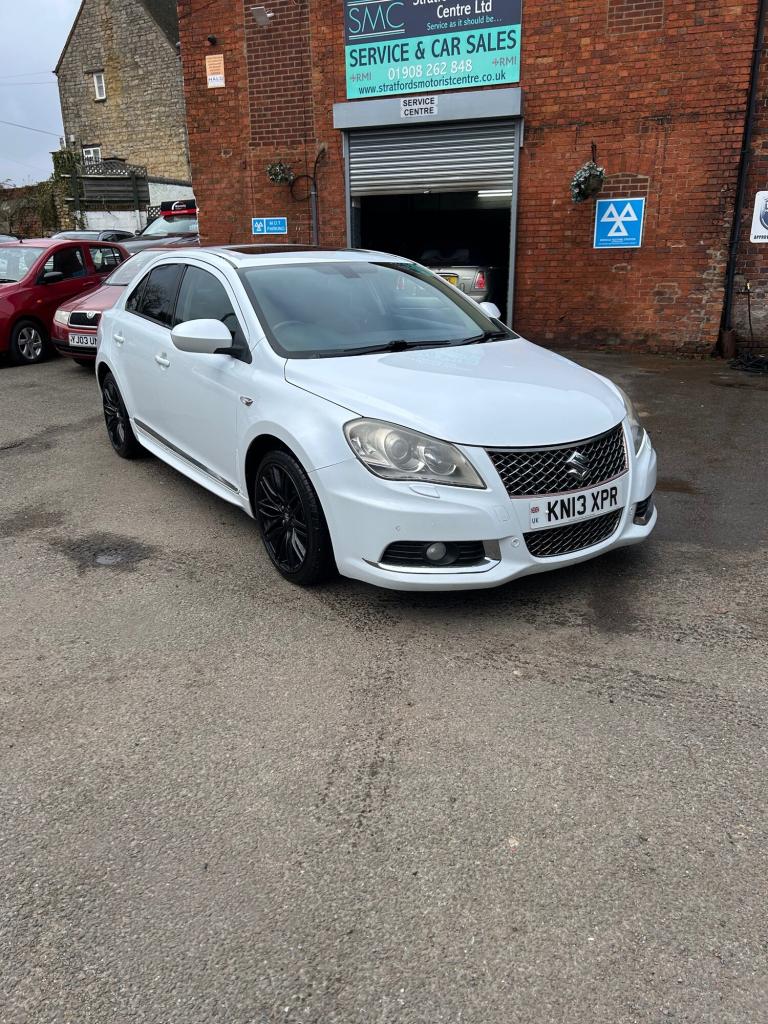 2013 Suzuki Kizashi 2.4 Sport 4x4 4dr CVT SALOON Petrol Automatic