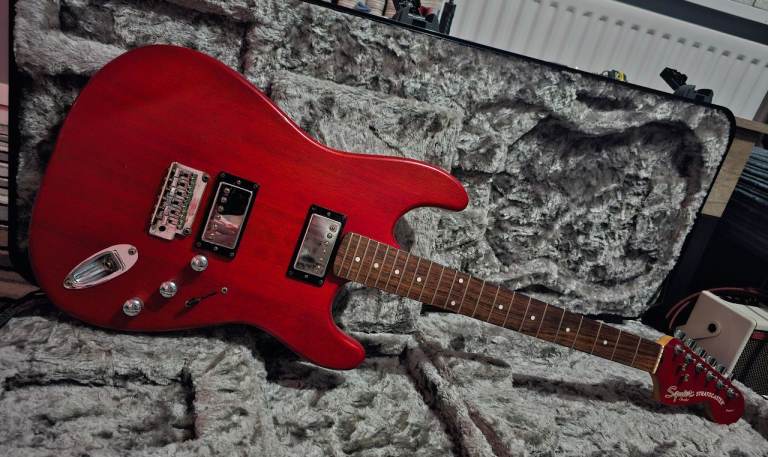 Squier Deluxe Series Stain Trans Fat Stratocaster