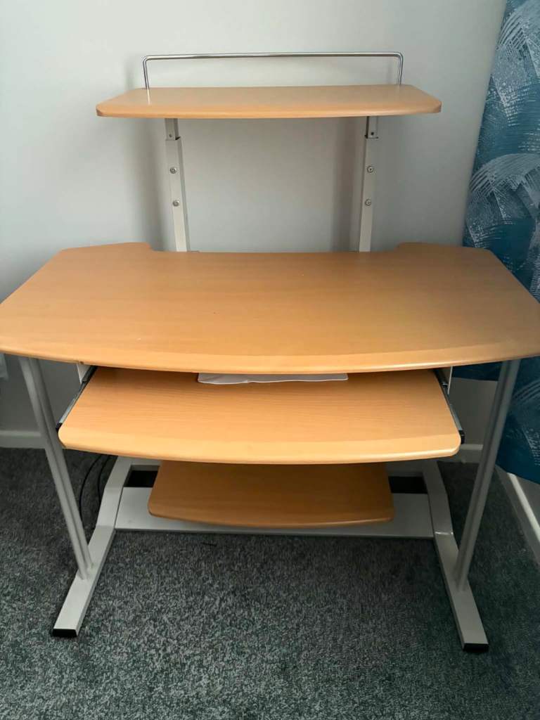 Computer Desk with Keyboard Tray and Shelf 