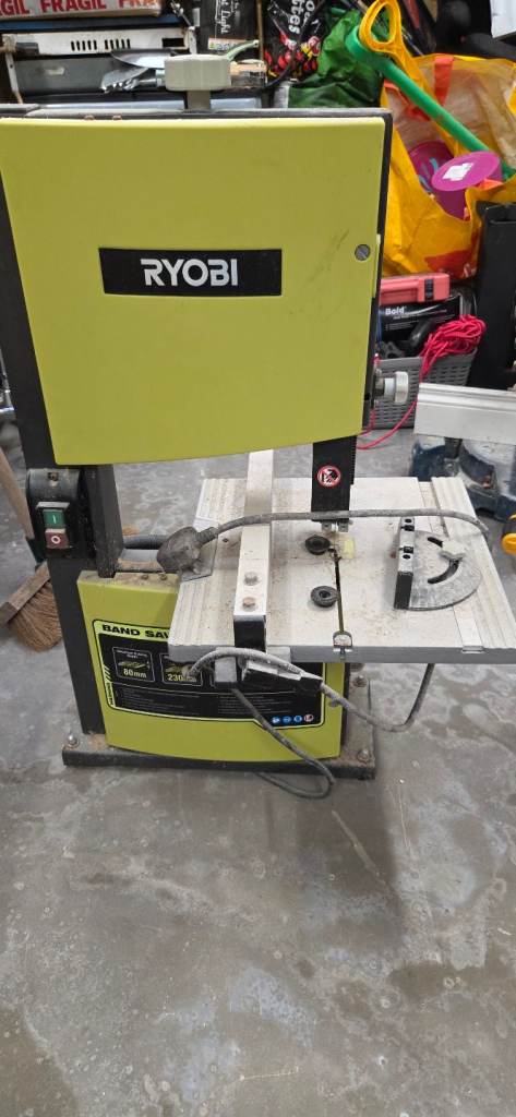 Ryobi BS904 Band Saw