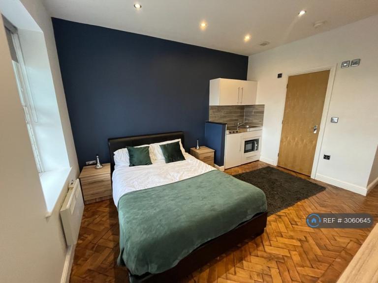 Studio flat in Exchange St, Retford, DN22 (#3060645)