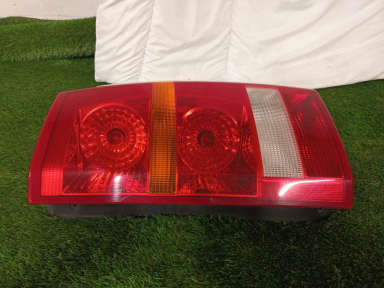 Landrover rear light