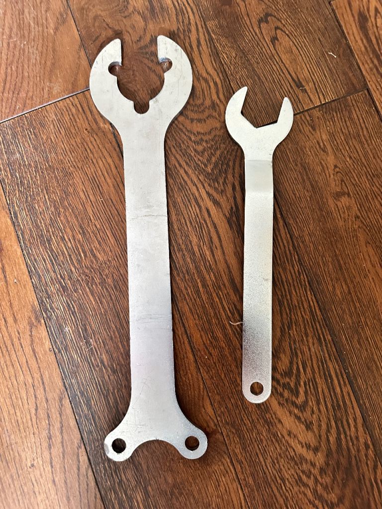 Viscous fan spanners for Land Rover td5