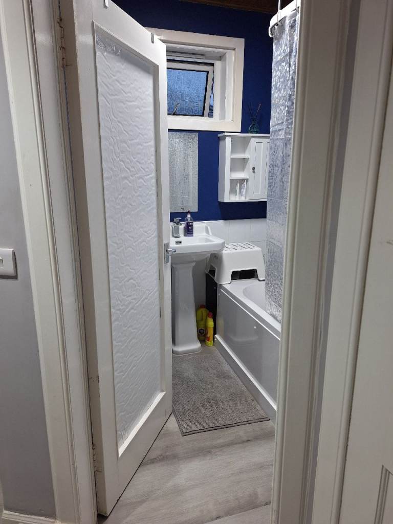 Large double bedroom in a bungalow - Craigleith