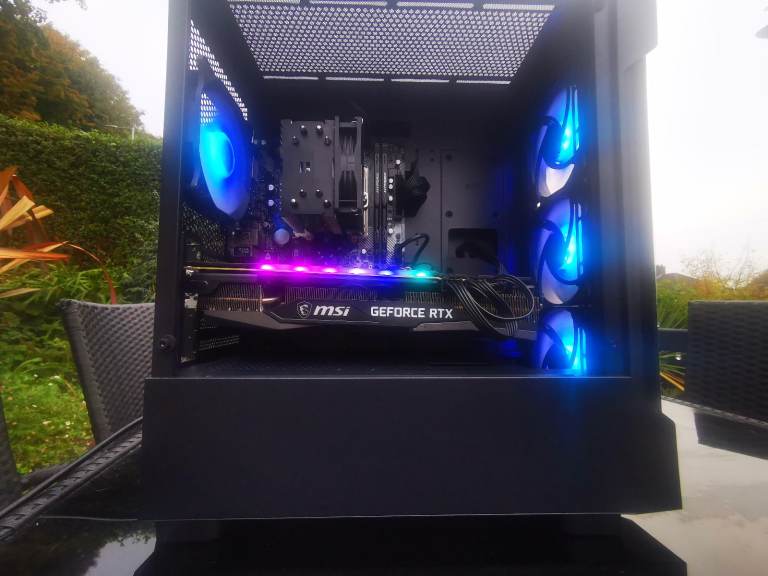 Ryzen 7 Gaming pc (5800x RTX4070)